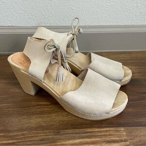BRYR Cream Hannah Spanish Toe Clogs High Heel Leather Suede Size 41‎